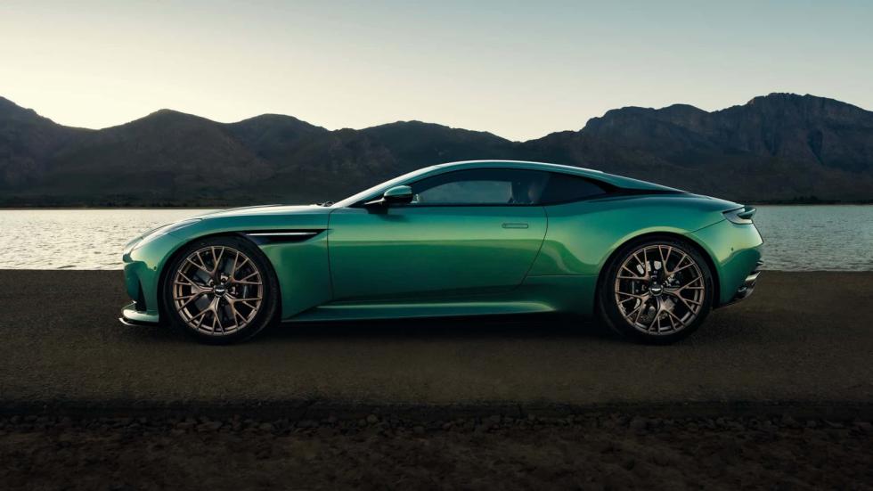  «Αχαλίνωτη» με 680 άλογα η νέα Aston Martin DB12
